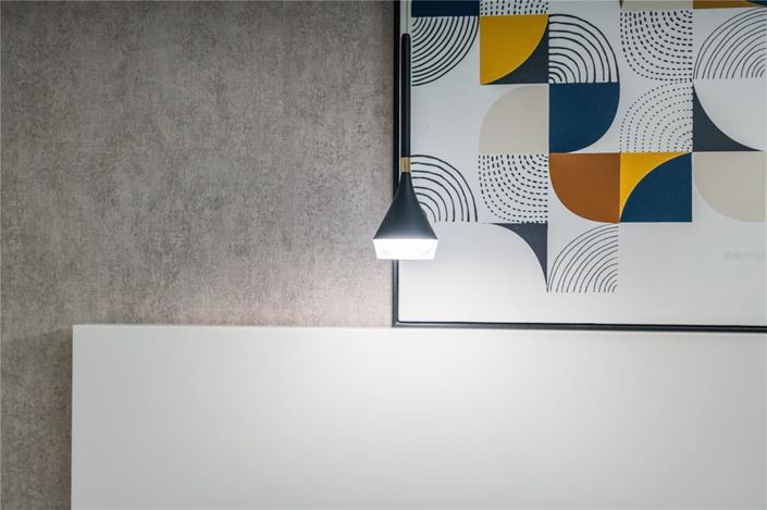 Image No.36-8 Bed House for sale