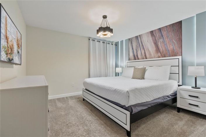 Image No.48-8 Bed House for sale