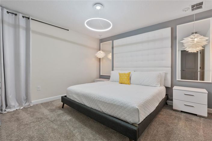 Image No.51-8 Bed House for sale