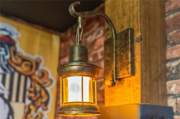 Image No.52-8 Bed House for sale