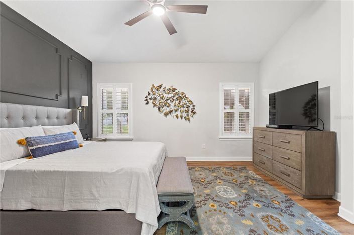 Image No.18-4 Bed House for sale