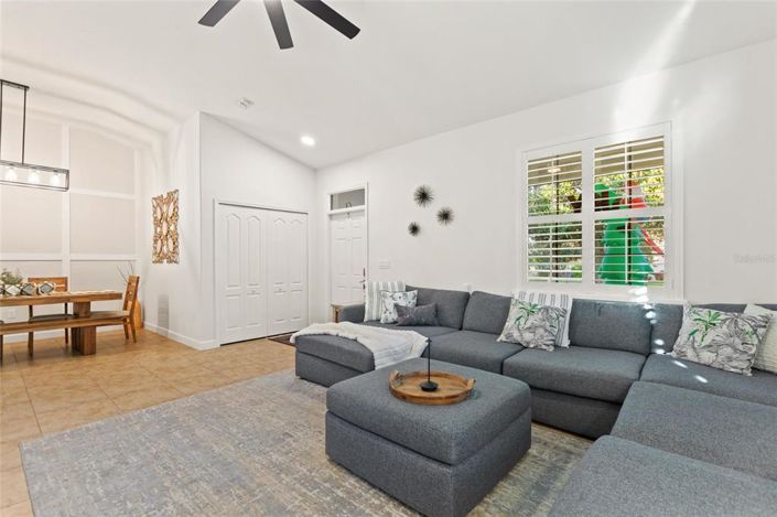 Image No.3-4 Bed House for sale