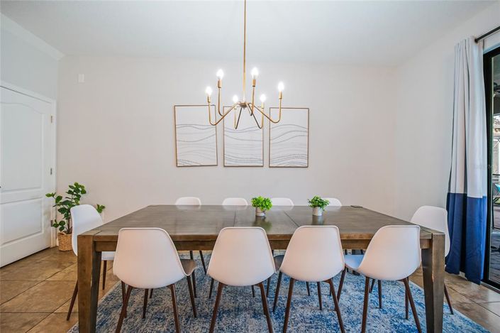 Image No.32-8 Bed House for sale