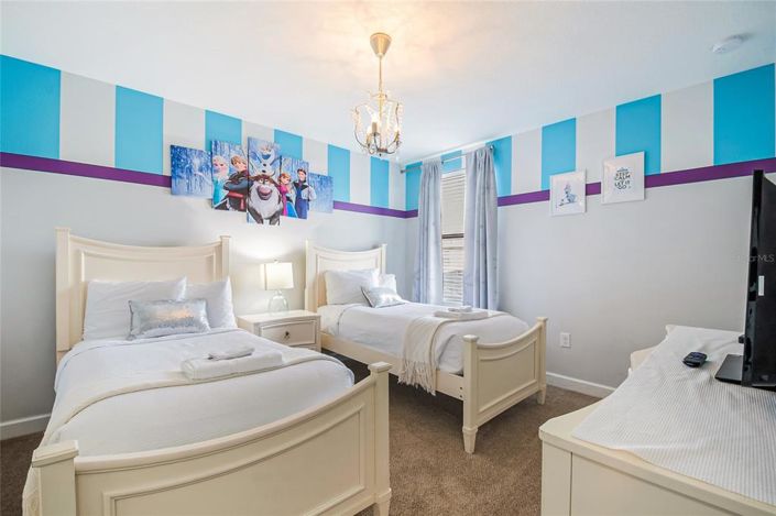 Image No.40-8 Bed House for sale