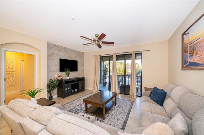 Image No.21-3 Bed Apartment for sale