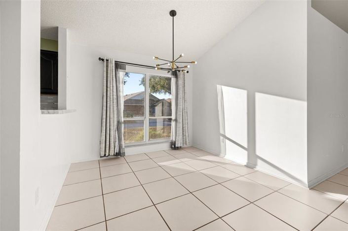 Image No.14-3 Bed House for sale