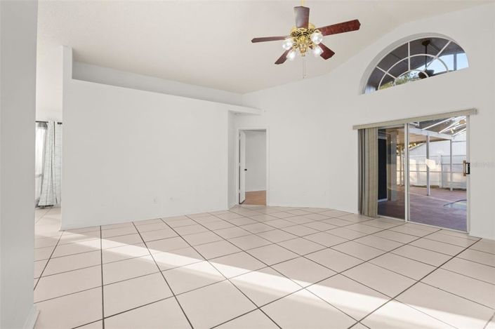 Image No.24-3 Bed House for sale