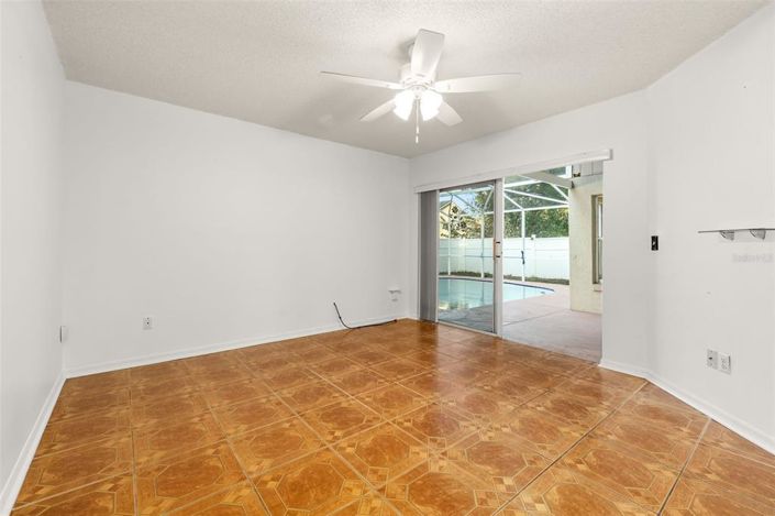 Image No.33-3 Bed House for sale