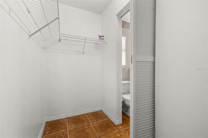 Image No.39-3 Bed House for sale