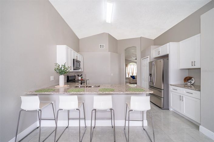 Image No.9-4 Bed House for sale