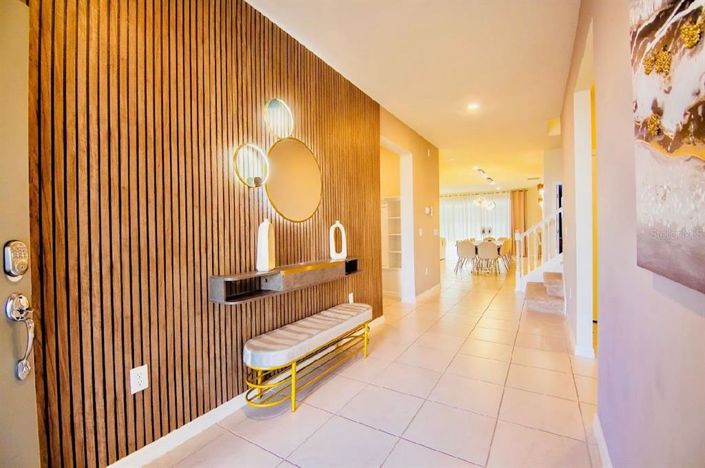 Image No.10-10 Bed House for sale