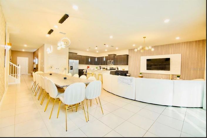 Image No.35-10 Bed House for sale