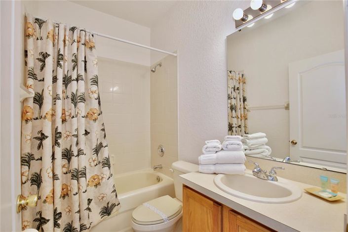 Image No.18-4 Bed House for sale