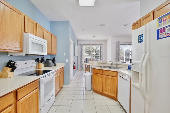 Image No.9-4 Bed House for sale