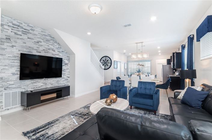 Image No.4-5 Bed House for sale