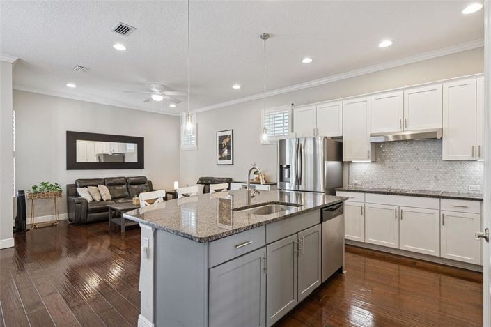 Image No.20-3 Bed House for sale