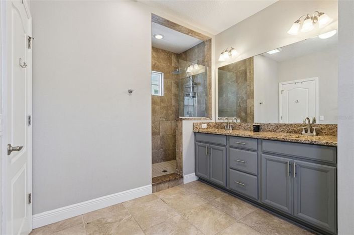 Image No.34-3 Bed House for sale