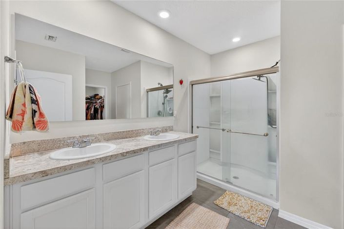 Image No.30-4 Bed House for sale