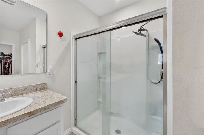 Image No.32-4 Bed House for sale