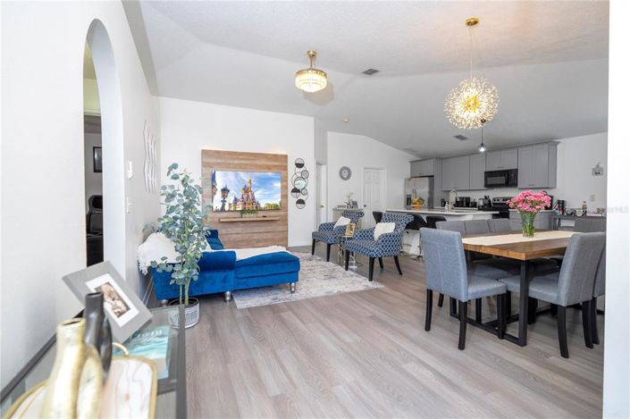 Image No.40-4 Bed House for sale