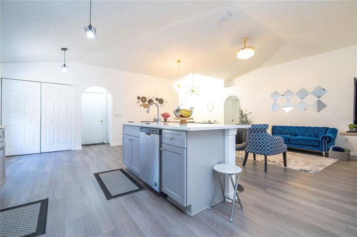 Image No.56-4 Bed House for sale