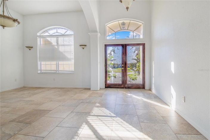 Image No.9-4 Bed House for sale