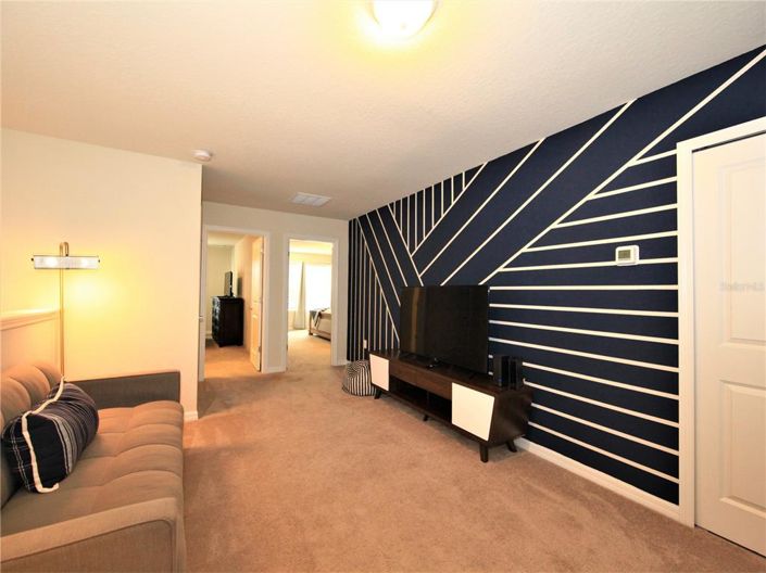 Image No.25-5 Bed Townhouse for sale