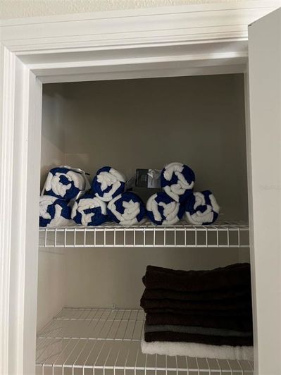 Image No.47-5 Bed Townhouse for sale