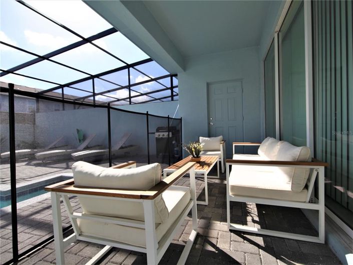 Image No.6-5 Bed Townhouse for sale