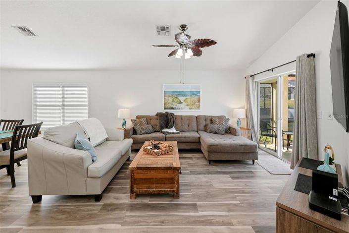 Image No.10-4 Bed House for sale