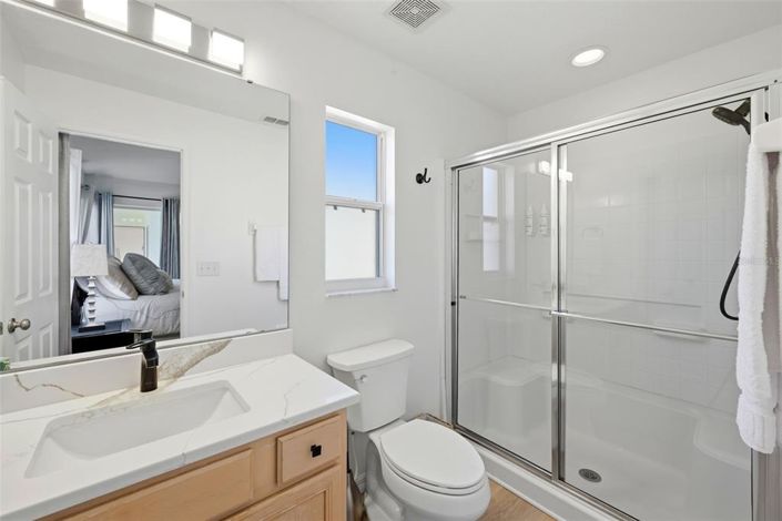 Image No.18-4 Bed House for sale