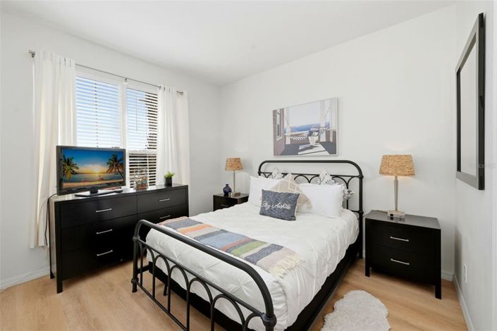 Image No.21-4 Bed House for sale