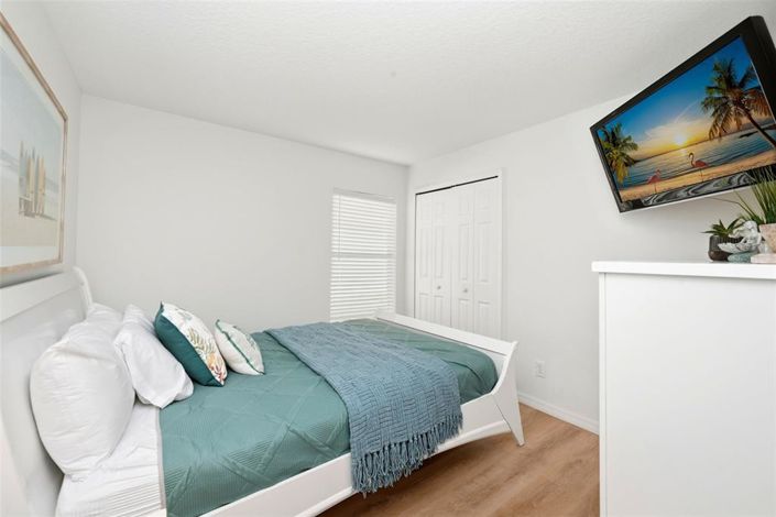 Image No.23-4 Bed House for sale