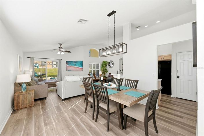 Image No.4-4 Bed House for sale