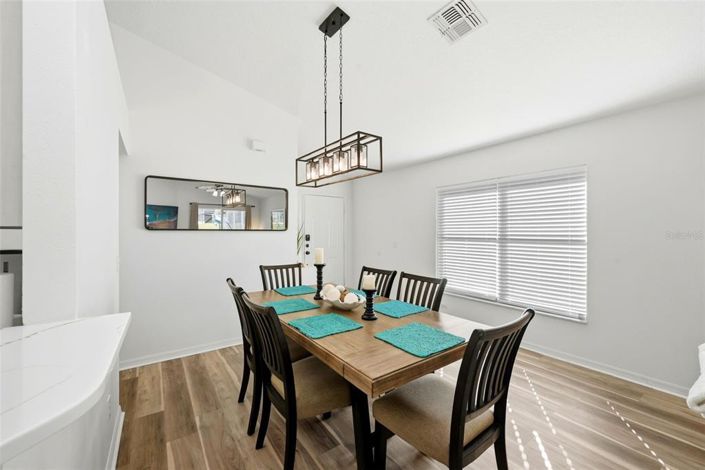 Image No.6-4 Bed House for sale