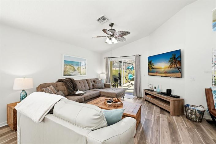 Image No.7-4 Bed House for sale