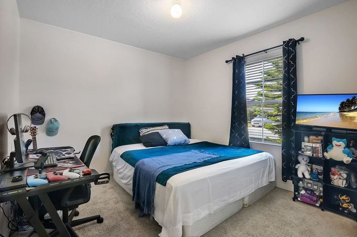 Image No.19-4 Bed House for sale