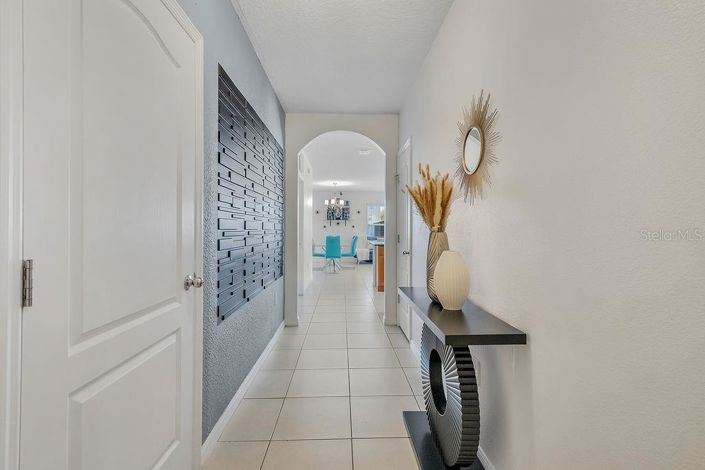 Image No.4-4 Bed House for sale