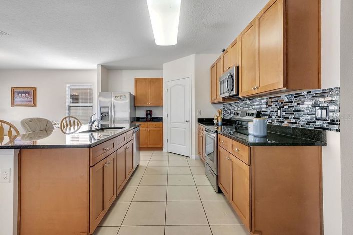 Image No.9-4 Bed House for sale