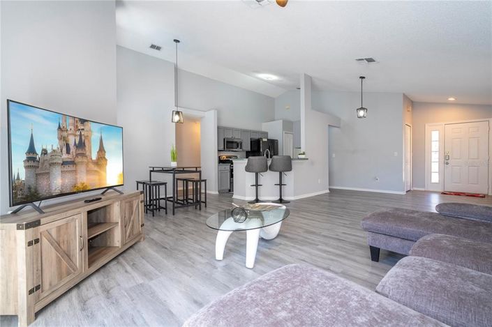 Image No.28-4 Bed House for sale