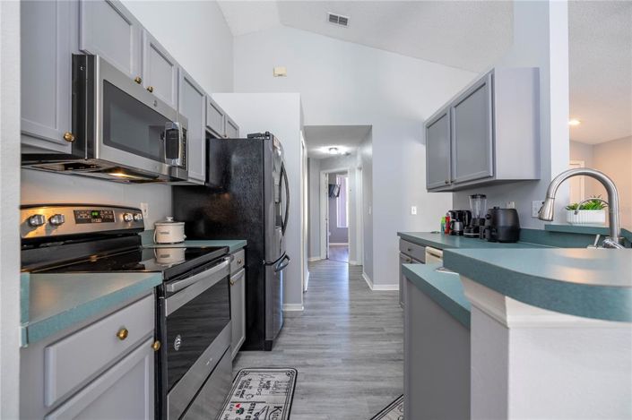 Image No.37-4 Bed House for sale