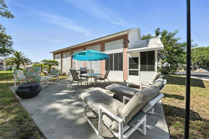 Image No.18-2 Bed House for sale