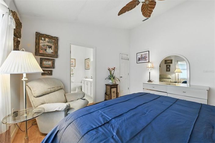 Image No.22-2 Bed House for sale