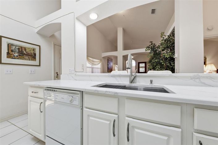 Image No.36-2 Bed House for sale