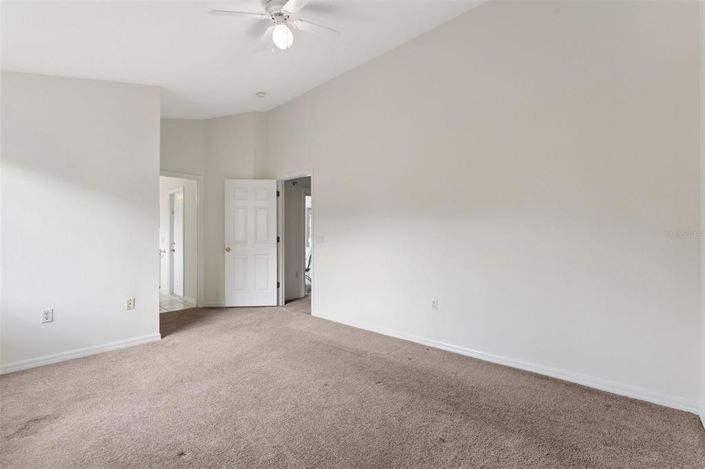 Image No.18-4 Bed House for sale