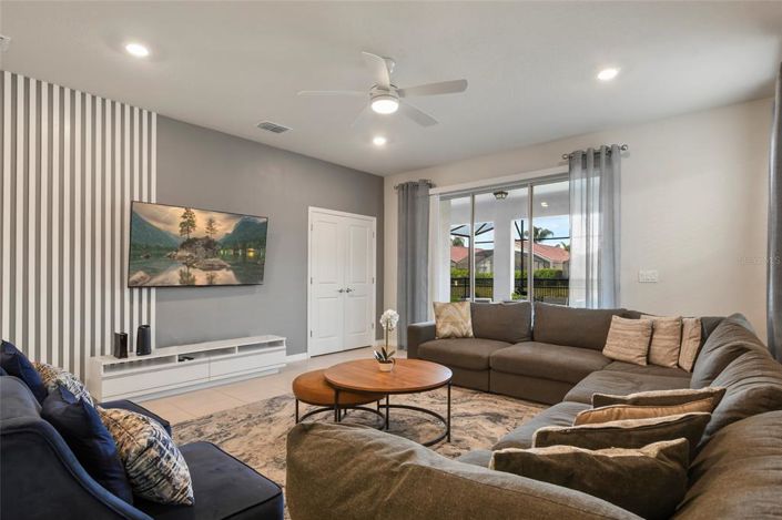 Image No.14-7 Bed House for sale