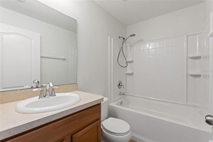 Image No.15-3 Bed Townhouse for sale