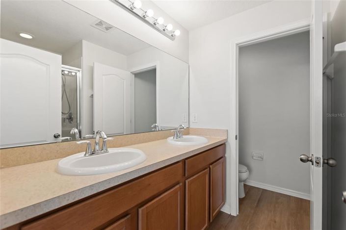 Image No.18-3 Bed Townhouse for sale