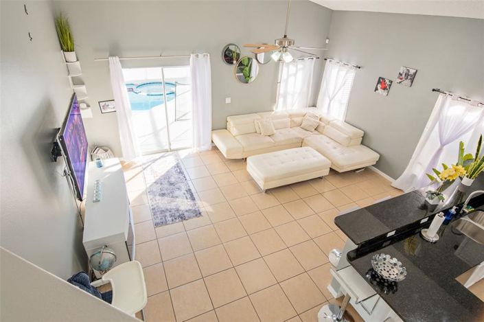 Image No.4-6 Bed House for sale