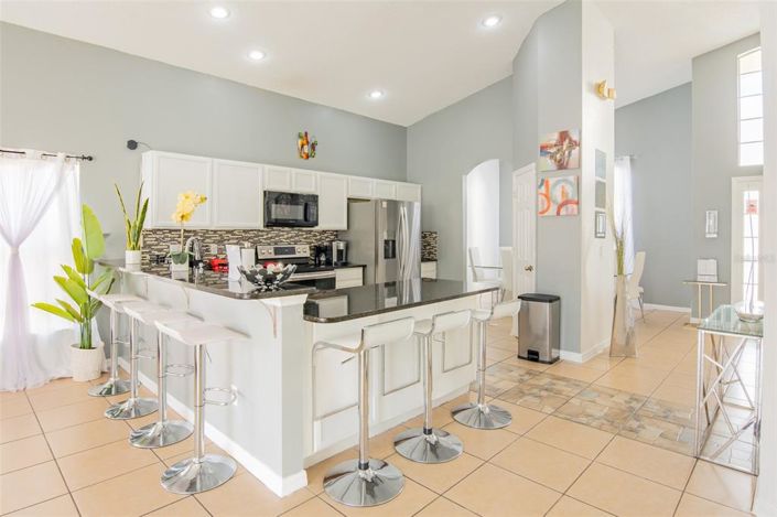 Image No.45-6 Bed House for sale